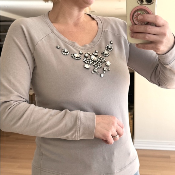 Beaded Grey Sweatshirt Size M for Women by Cyrus - Picture 1 of 8